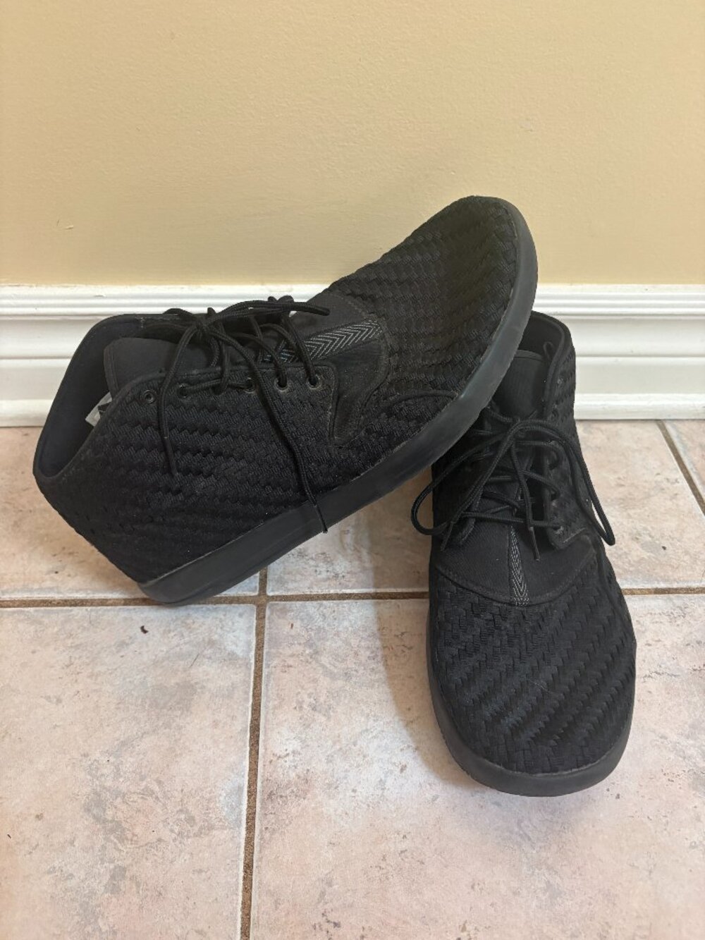 Jordan Eclipse Chukka Woven Black - Size 12 - Excellent Condition - $80